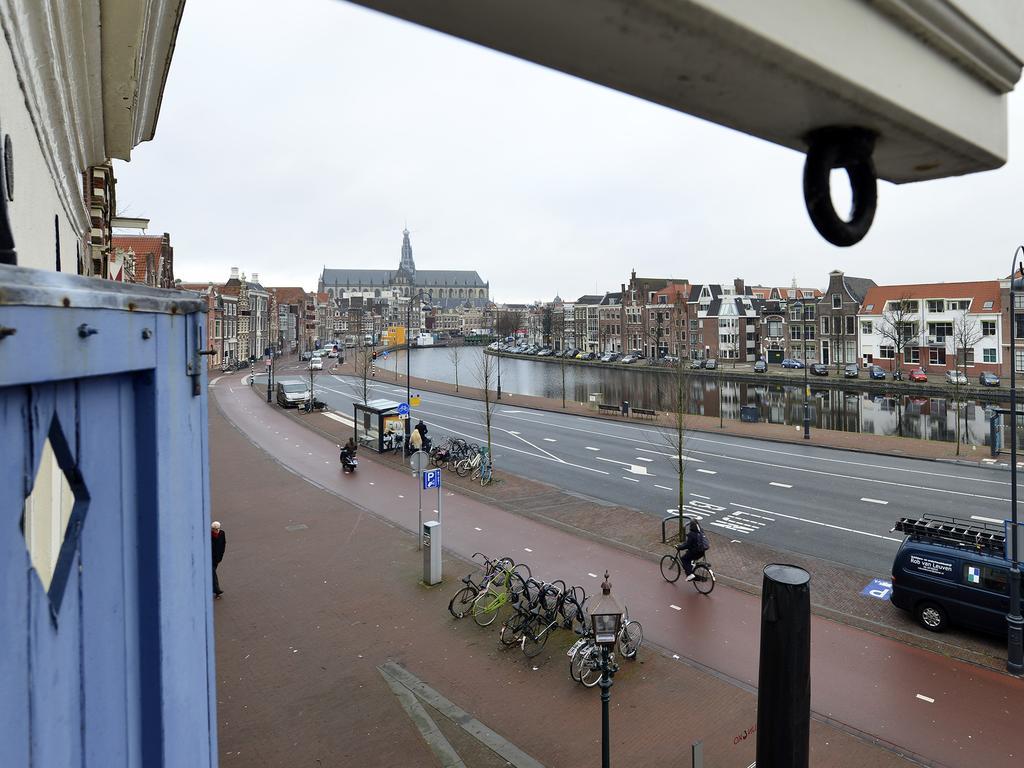 Turfhuys Aan Het Spaarne Haarlem Dış mekan fotoğraf